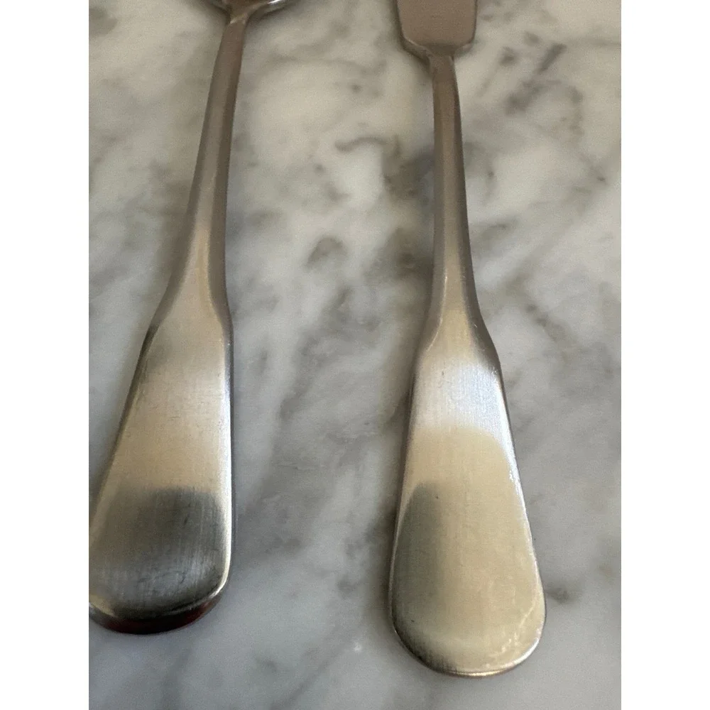 Oneida Minuteman Colonial Boston 18/8 Stainless Soup Spoon & Butter Spreader Set